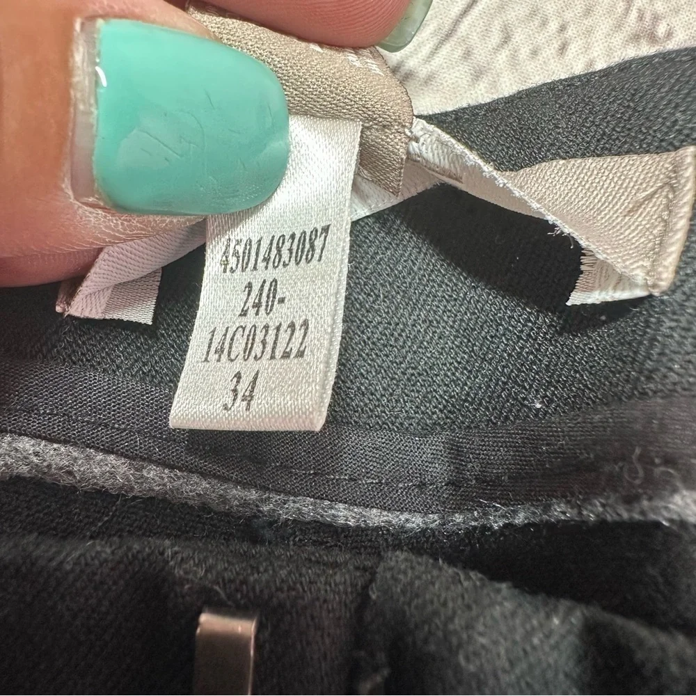Chico's Black Dress Pants with Slim Tapered Leg sz 0.5(small 6) classic office